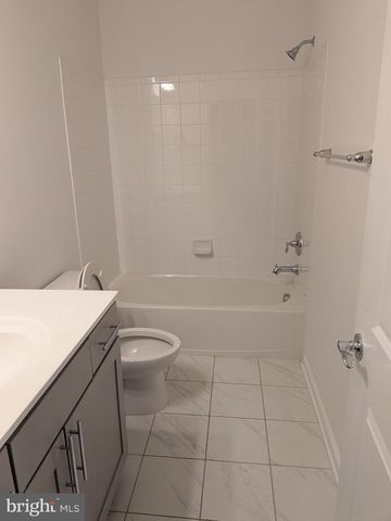 126 CAMBRIA WAY, Alexandria, VA 22304
