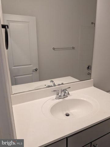 126 CAMBRIA WAY, Alexandria, VA 22304
