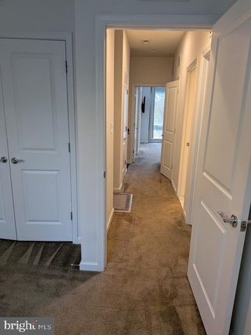 126 CAMBRIA WAY, Alexandria, VA 22304