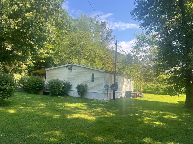 240 Hurricane Road, Waynesburg, KY 40489