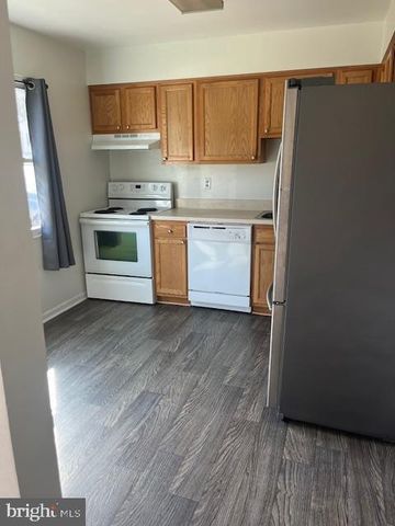 8244 ROANOKE CT, Severn, MD 21144
