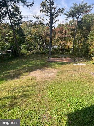 8244 ROANOKE CT, Severn, MD 21144
