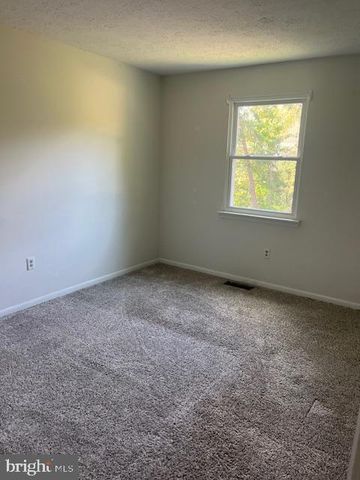 8244 ROANOKE CT, Severn, MD 21144