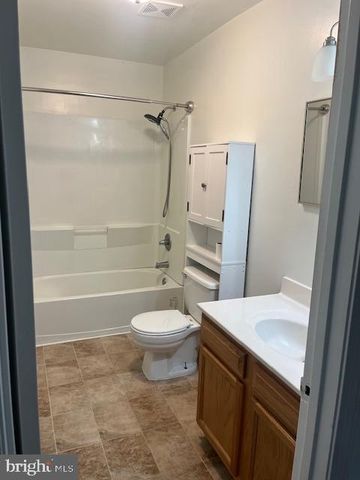 8244 ROANOKE CT, Severn, MD 21144