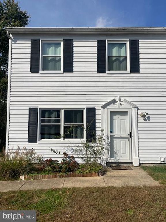 8244 ROANOKE CT, Severn, MD 21144