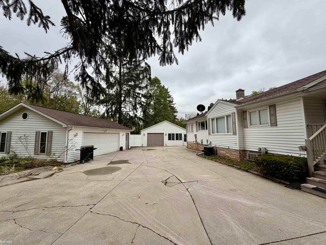 518 Oak Street, Mount Morris, MI 48458