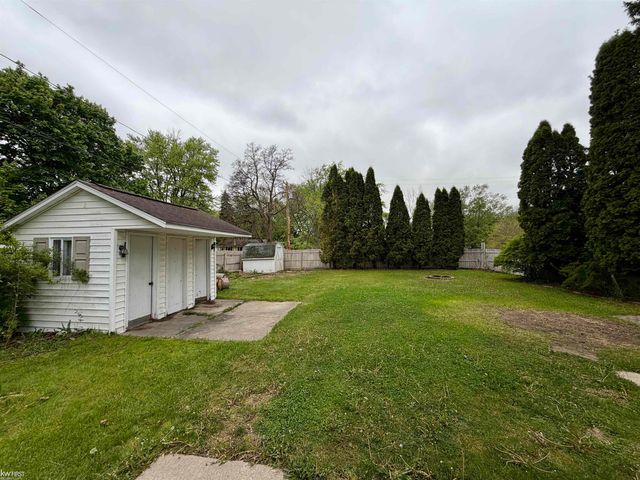 518 Oak Street, Mount Morris, MI 48458