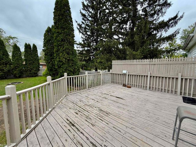 518 Oak Street, Mount Morris, MI 48458