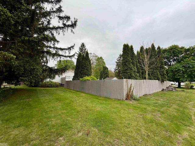 518 Oak Street, Mount Morris, MI 48458