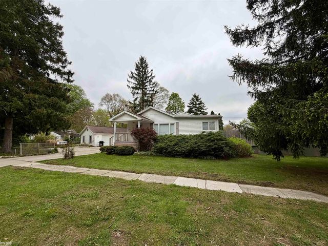 518 Oak Street, Mount Morris, MI 48458