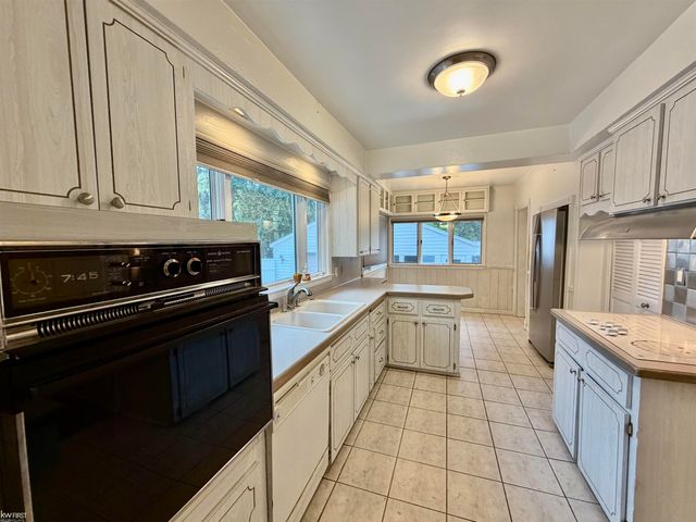 518 Oak Street, Mount Morris, MI 48458
