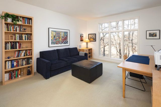 14898 Boulder Pointe Road, Eden Prairie, MN 55347