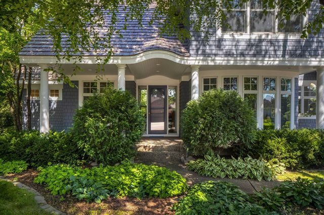 14898 Boulder Pointe Road, Eden Prairie, MN 55347