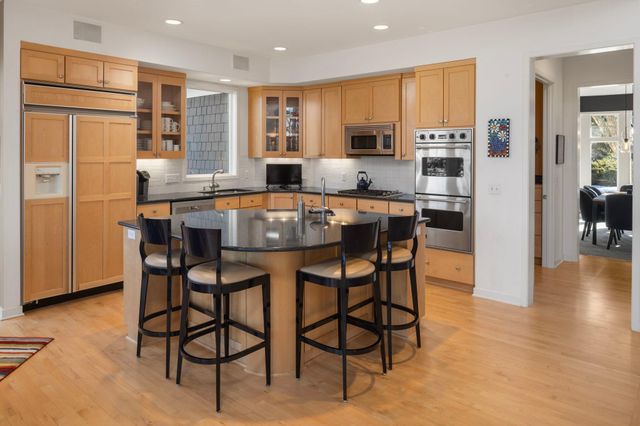 14898 Boulder Pointe Road, Eden Prairie, MN 55347