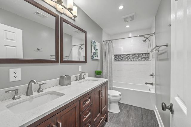 8773 Herons Walk, North Charleston, SC 29420