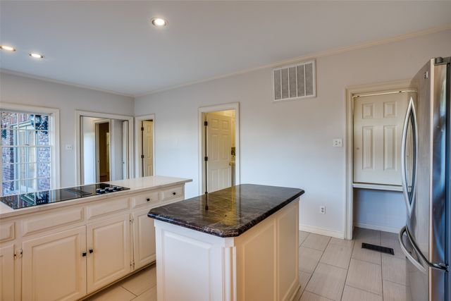 4100 Lovers Lane, University Park, TX 75225
