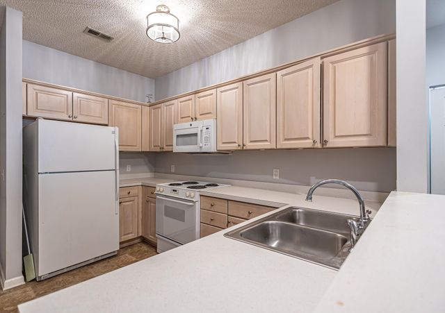 5209 Sweetwater Blvd, Murrells Inlet, SC 29576