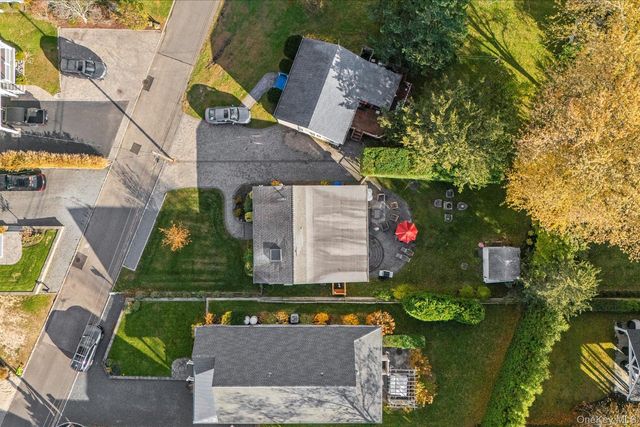 33 Willow Street, Aquebogue, NY 11931