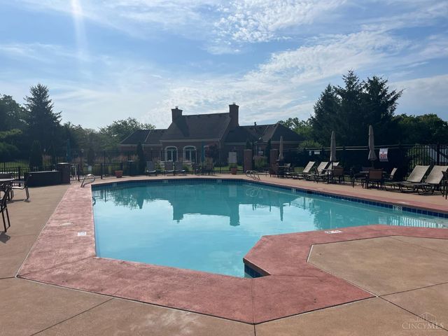 6645 Spindlewick Lane, Cincinnati, OH 45230