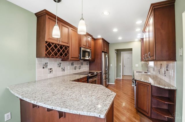 6645 Spindlewick Lane, Cincinnati, OH 45230