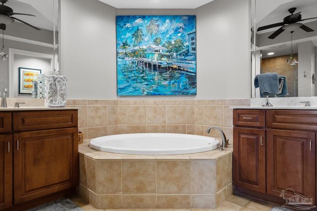 616 Lost Key Dr 203A, Pensacola, FL 32507