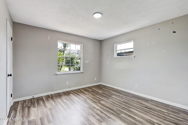 2824 WOODLAND Drive, Orange Park, FL 32073