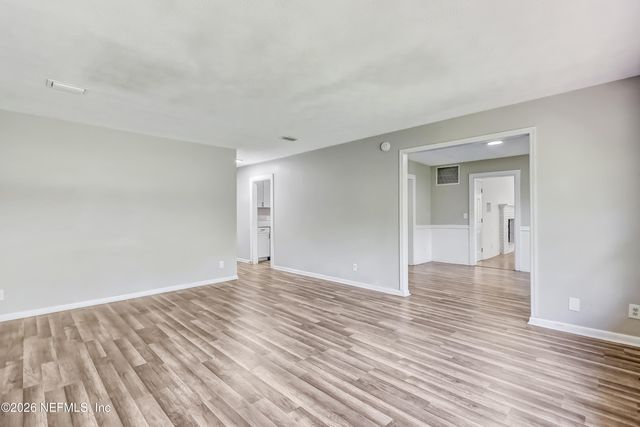 2824 WOODLAND Drive, Orange Park, FL 32073