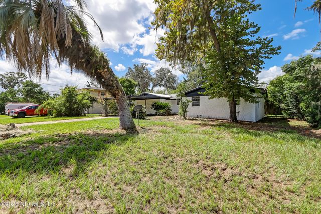 2824 WOODLAND Drive, Orange Park, FL 32073
