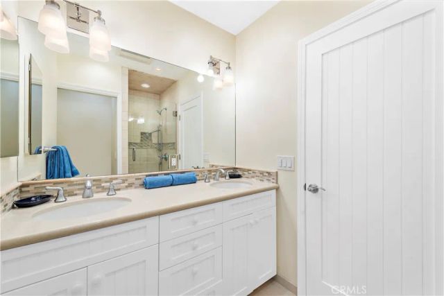 1051 Gaviota Drive, Laguna Beach, CA 92651