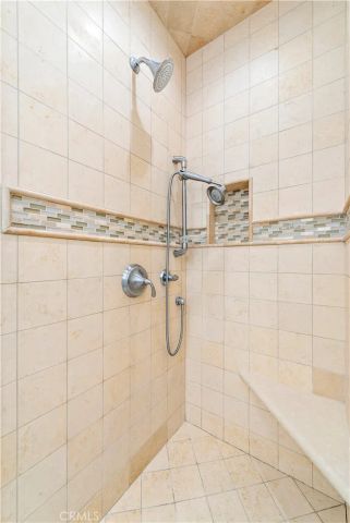 1051 Gaviota Drive, Laguna Beach, CA 92651