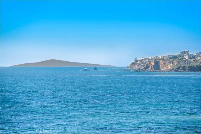 1051 Gaviota Drive, Laguna Beach, CA 92651