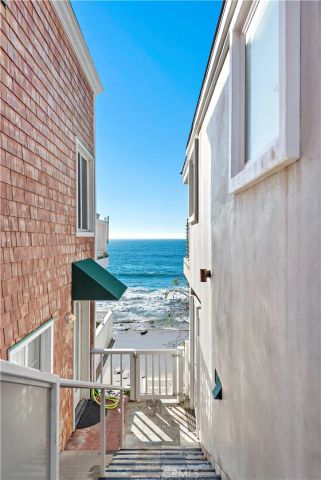 1051 Gaviota Drive, Laguna Beach, CA 92651