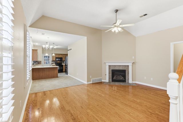 12236 LONGLEAF OAK TRL, Arlington, TN 38002