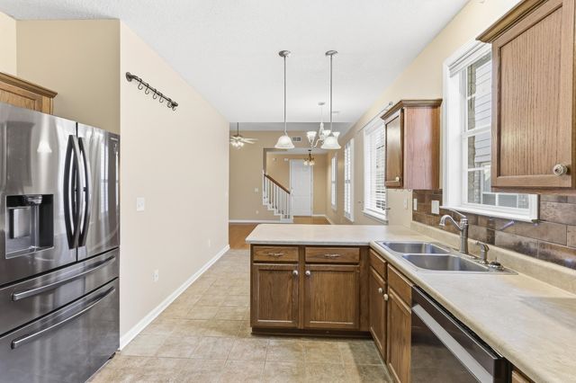 12236 LONGLEAF OAK TRL, Arlington, TN 38002