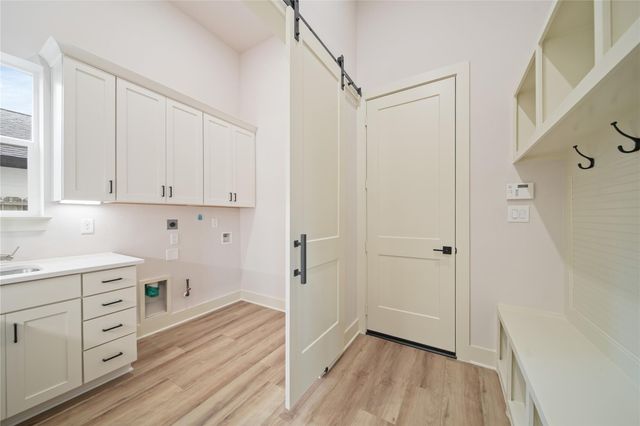 7407 Janak Drive, Houston, TX 77055