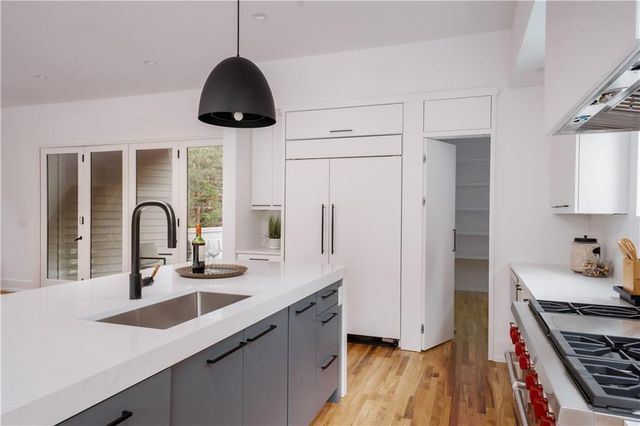 1281 Avalon NE Place, Atlanta, GA 30306