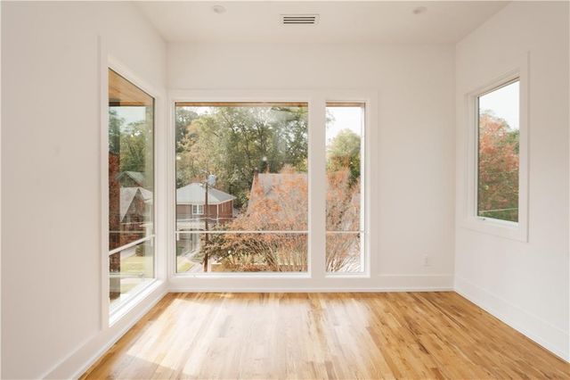 1281 Avalon NE Place, Atlanta, GA 30306