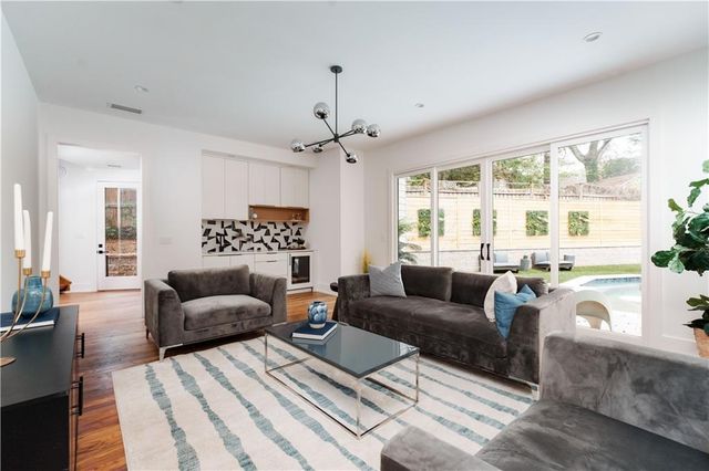 1281 Avalon NE Place, Atlanta, GA 30306