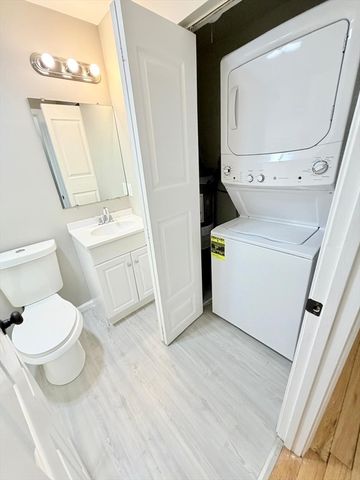20 Abbey Rd 206, Leominster, MA 01453