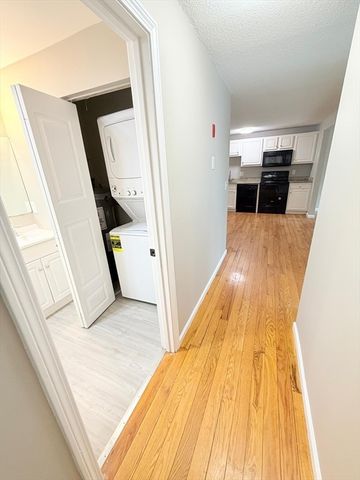 20 Abbey Rd 206, Leominster, MA 01453