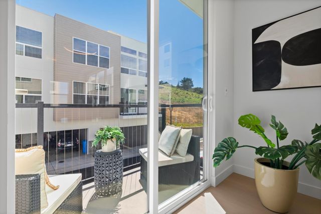 835 Fassler Avenue, Pacifica, CA 94044