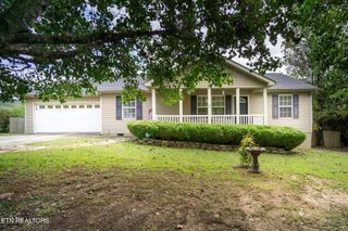 143 S Walden Drive, Harriman, TN 37748