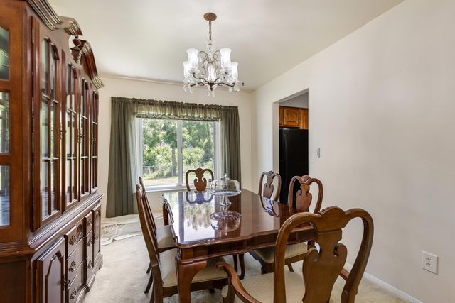 1577 Sheffield Drive, Ypsilanti, MI 48198
