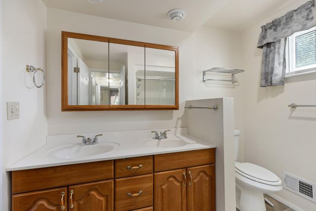 1577 Sheffield Drive, Ypsilanti, MI 48198