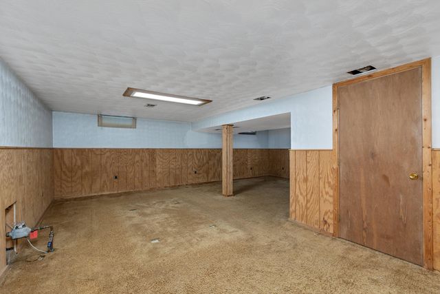 1577 Sheffield Drive, Ypsilanti, MI 48198