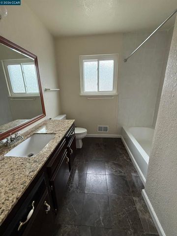 2175 Sugartree Dr, Pittsburg, CA 94565