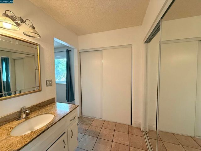 2175 Sugartree Dr, Pittsburg, CA 94565