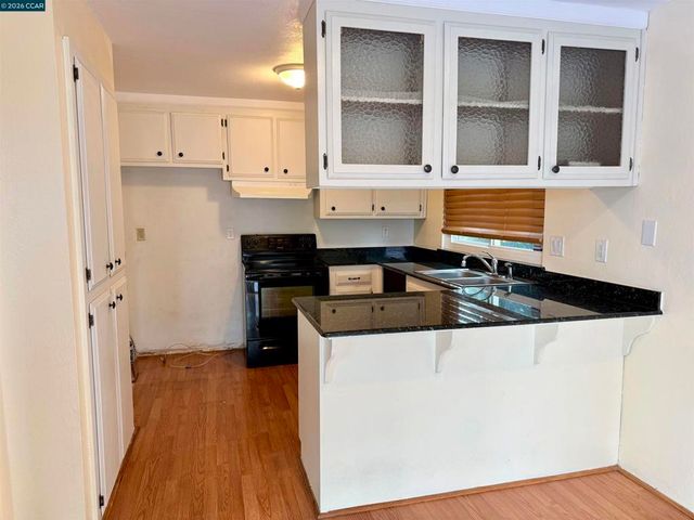 2175 Sugartree Dr, Pittsburg, CA 94565