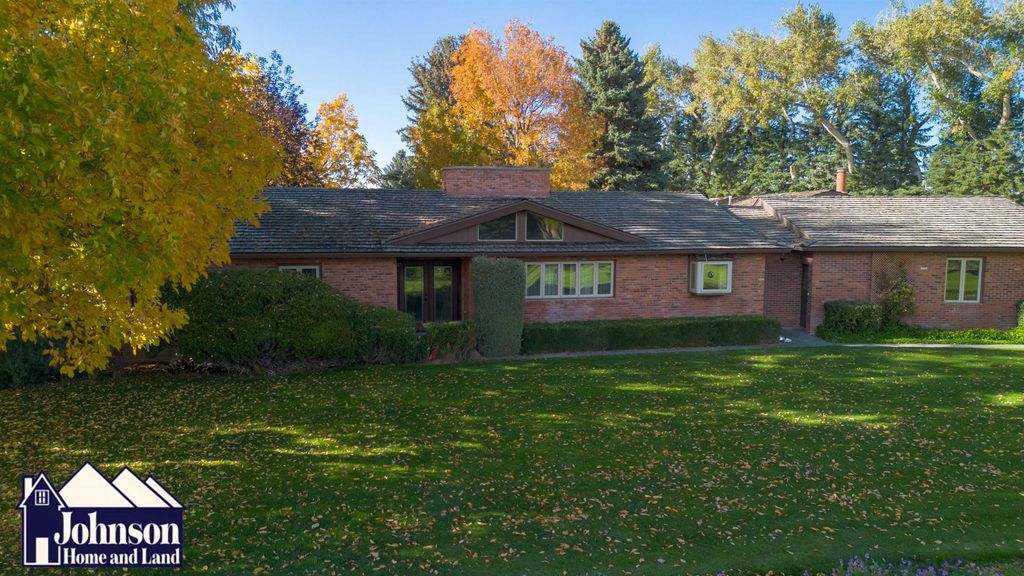 868 Lane 8, Powell, WY 82435 photo 2