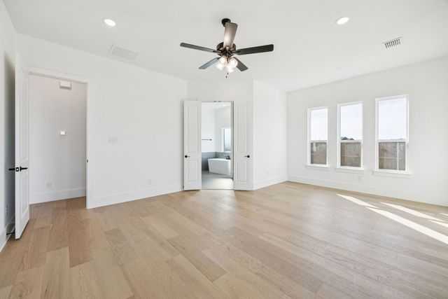 355 Fire Blade Drive, Aledo, TX 76008